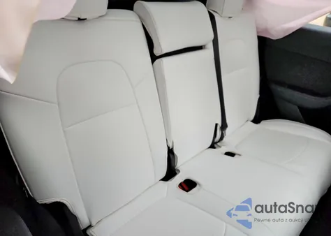 2023 Tesla Model Y из США, поврежденный, VIN 7SAYGDEE8PF610088